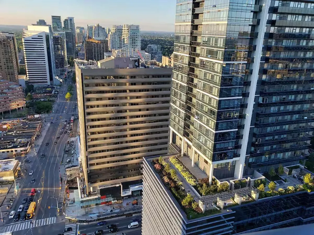 Apartment Condo In Heart Of North York Toronto